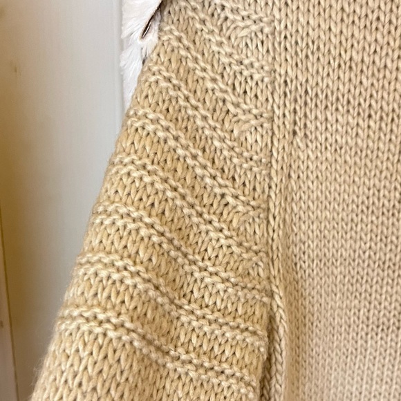 Angeleno Mixed Media Open Coat - Picture 8 of 16